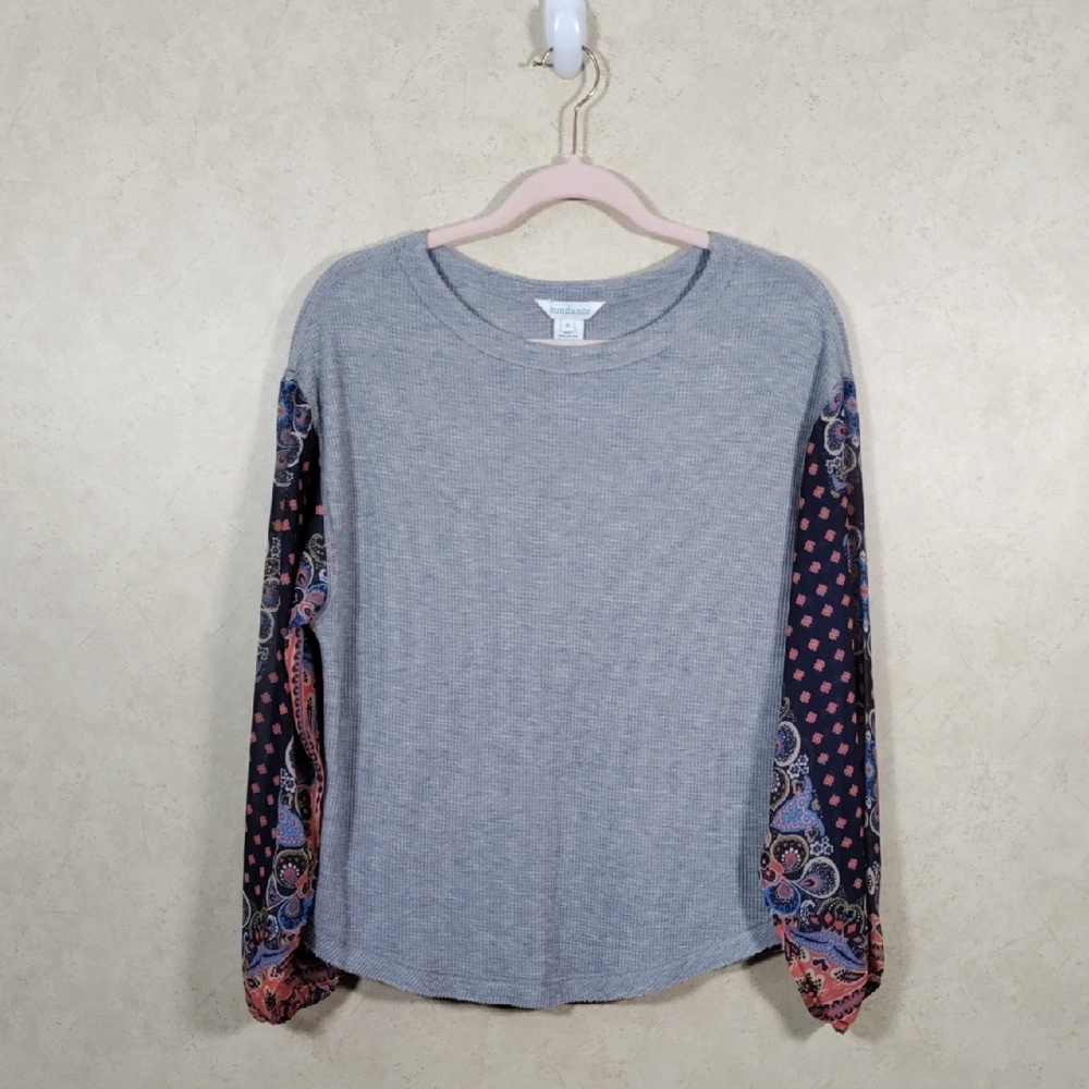 H111 Sundance Gray waffle weave Top with Sheer Paisley Sleeves S
